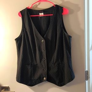 Black pinstriped vest, Torrid size 2, size 18 regular